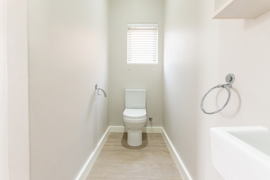 4 Bedroom Property for Sale in Myburgh Park Western Cape